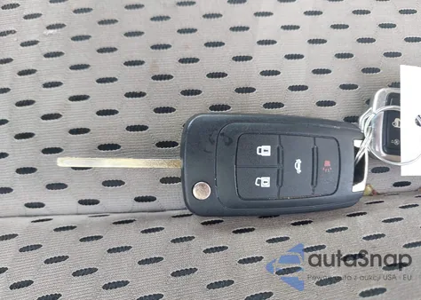 2013 Chevrolet Equinox Ls z USA, uszkodzony, nr VIN 2GNALBEK9D6177927